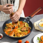 张小泉古风系列精铁锅具三件套C35490100