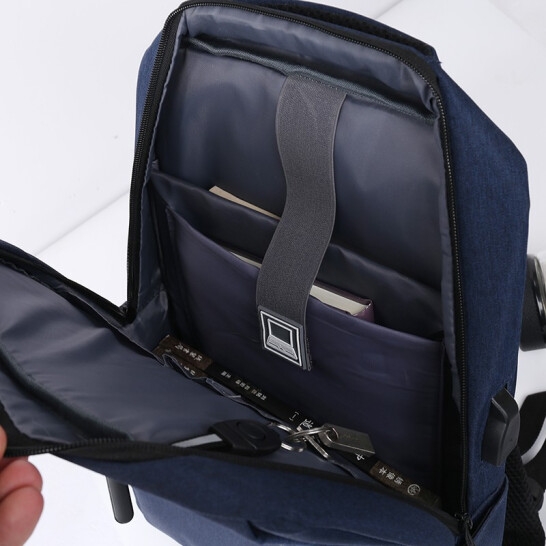 Maki zaza 极简都市USB休闲双肩包 MKZ-B002