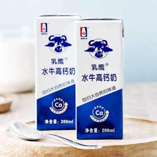 乳鹰 200ML乳鹰水牛高钙奶*10瓶/箱（电商装）